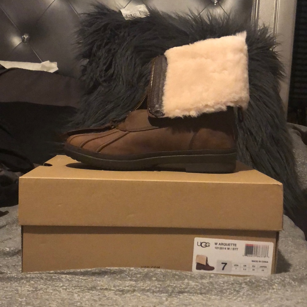 Uggs (water proof)